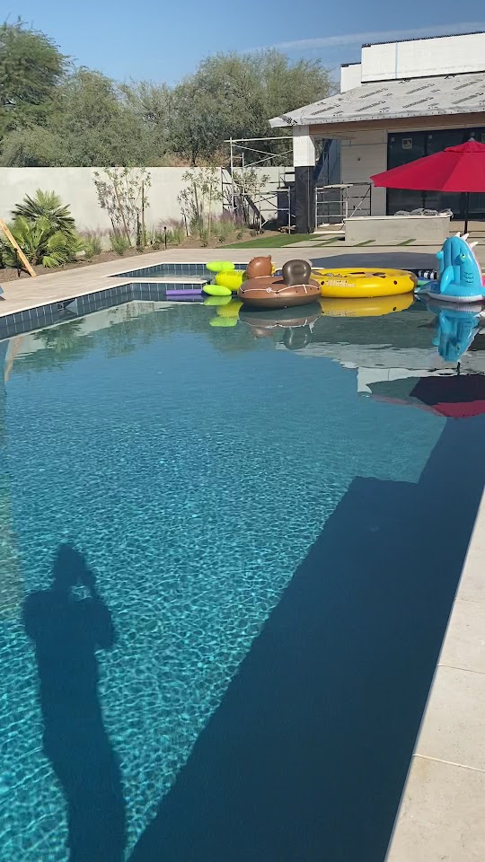 Refresh Pools AZ project
